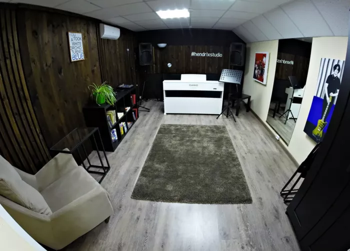 Студия звукозаписи Hendrix