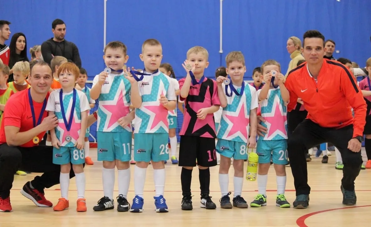 Детский футбольный клуб Арена