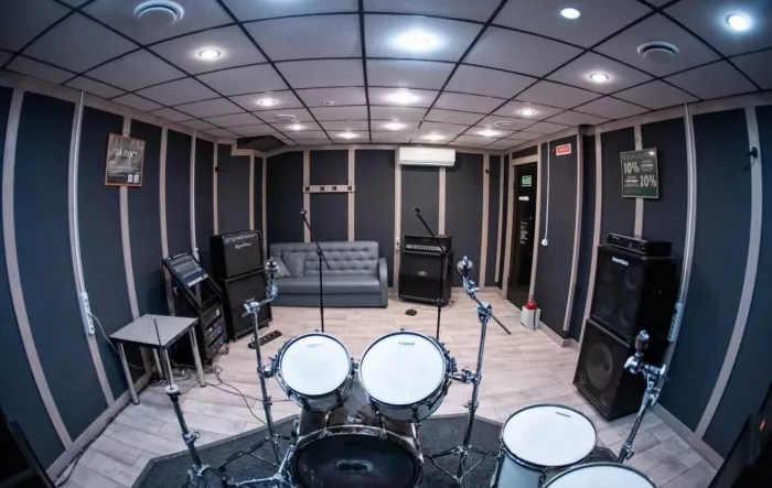 Студия звукозаписи Under The Ground