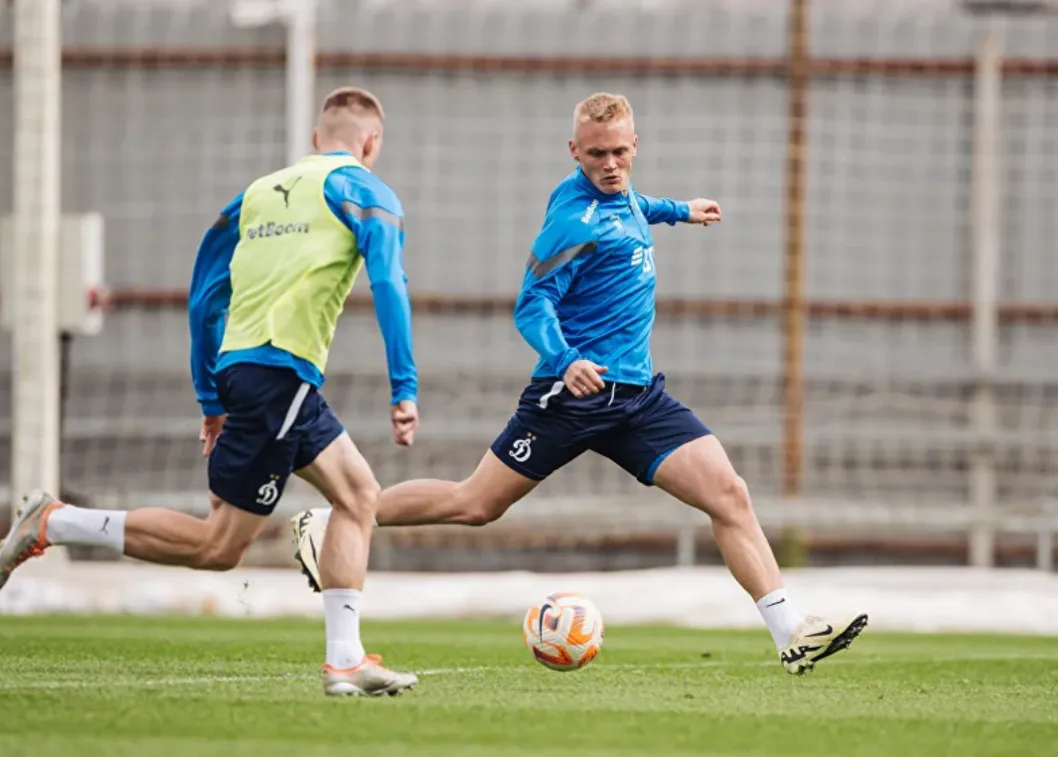 Официальная футбольная школа Динамо