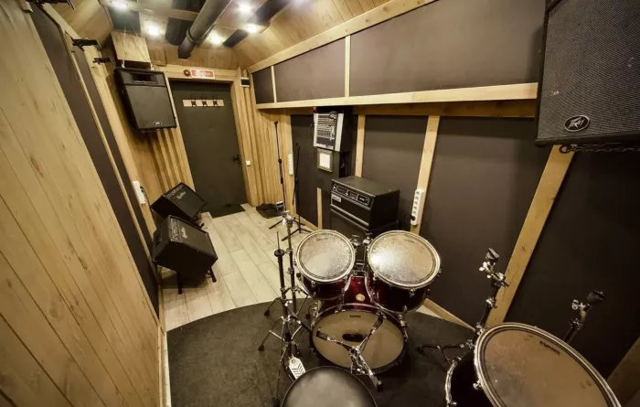 Студия звукозаписи Under The Ground