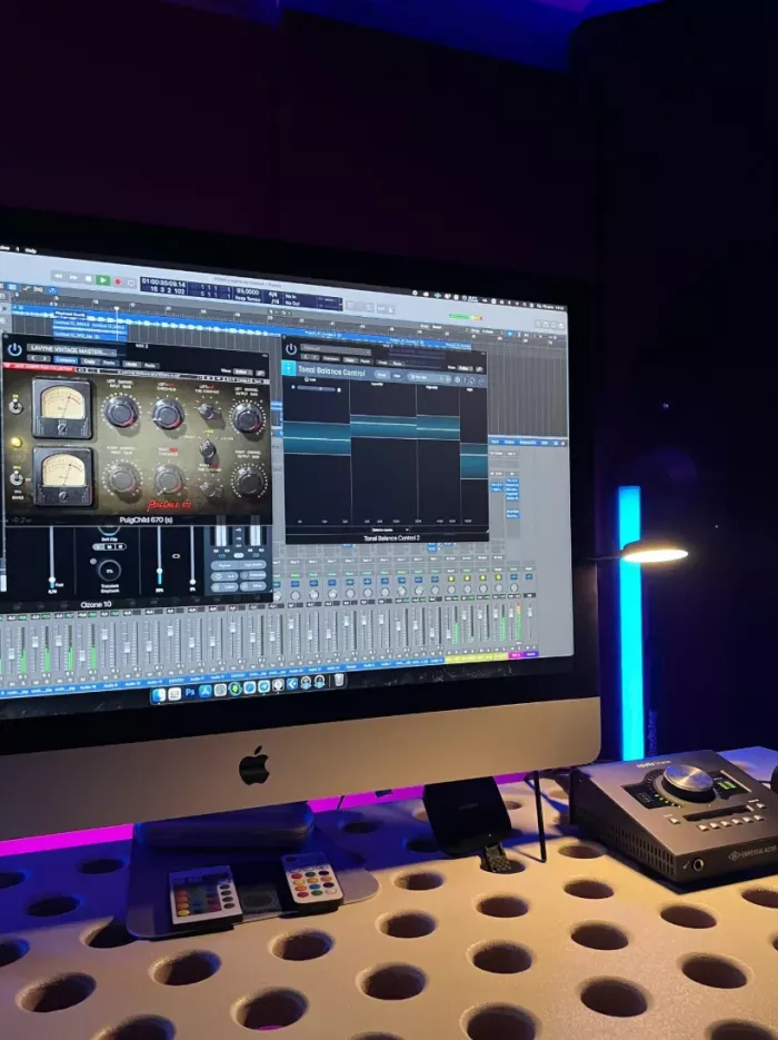 Студия звукозаписи Medduza Records