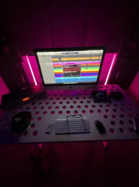 Студия звукозаписи Medduza Records