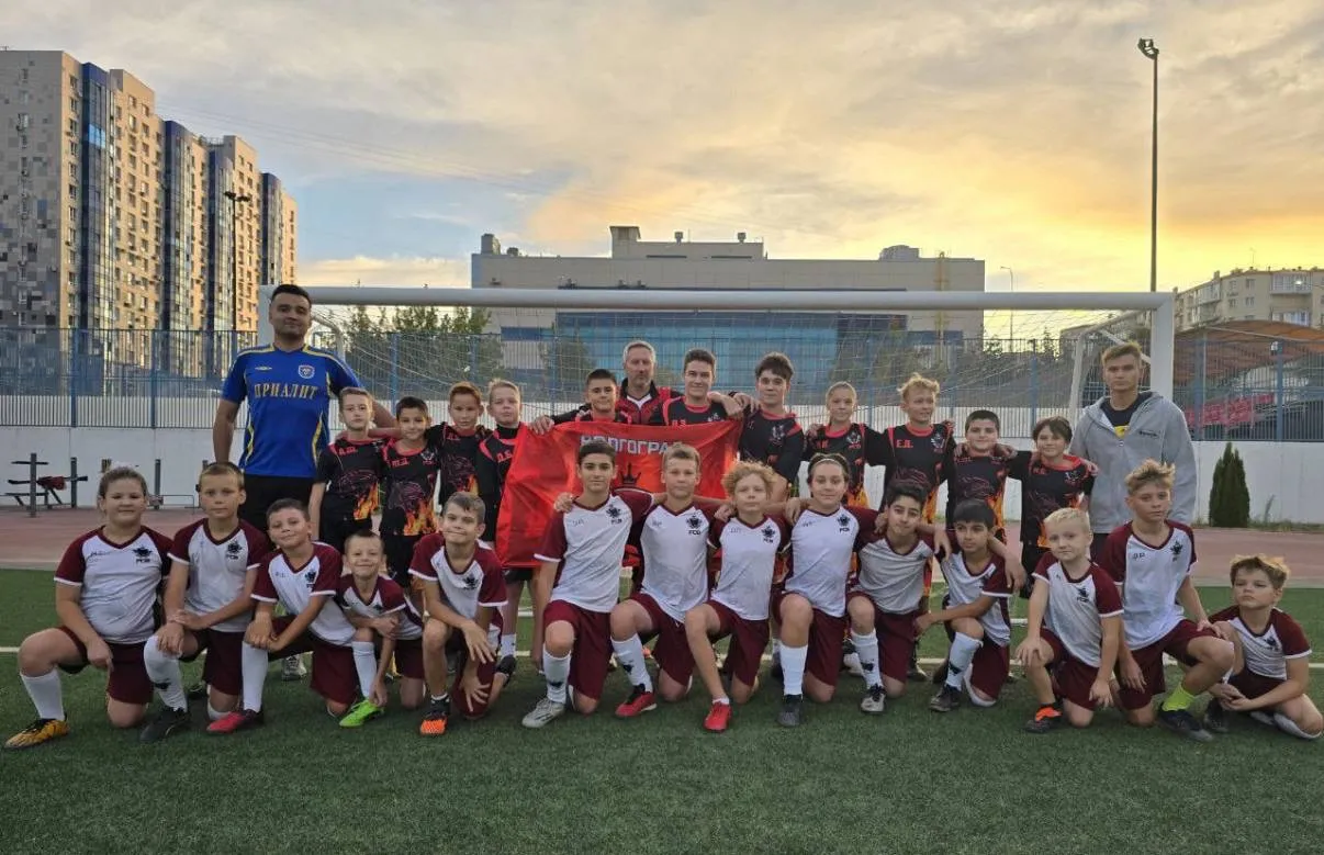 Детский футбольный клуб Барс