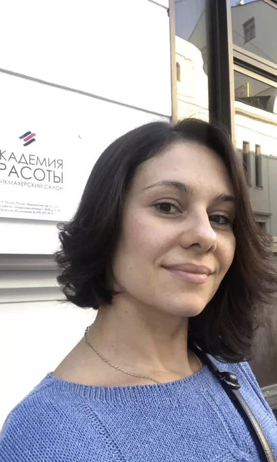 Комильфо, центр красоты и здоровья в Анапе: Волосы, Стрижка,