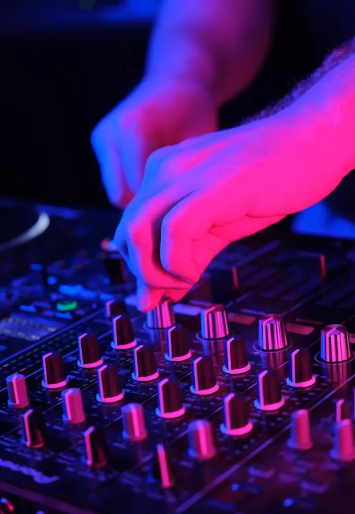 Студия звукозаписи Friendzona