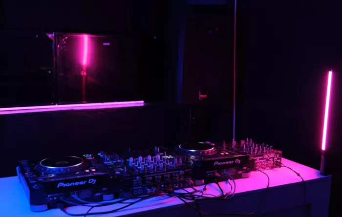 Студия звукозаписи Friendzona