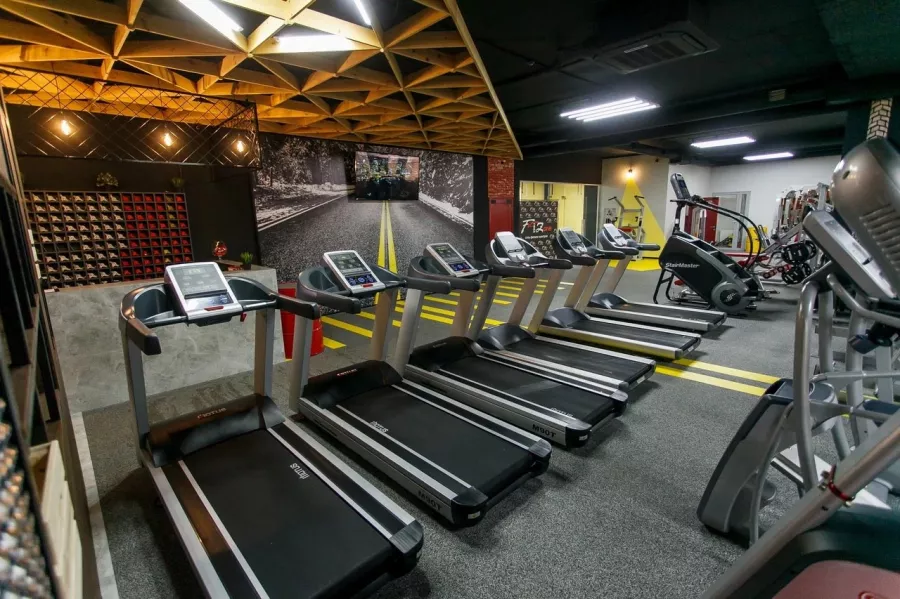 Фитнес клуб FitZone в Анапе: Фитнес,