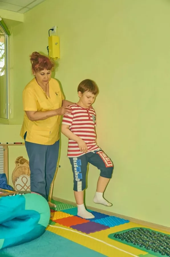Инклюзивный центр София в Анапе: Дети 2+, Коррекция, Развивашки,