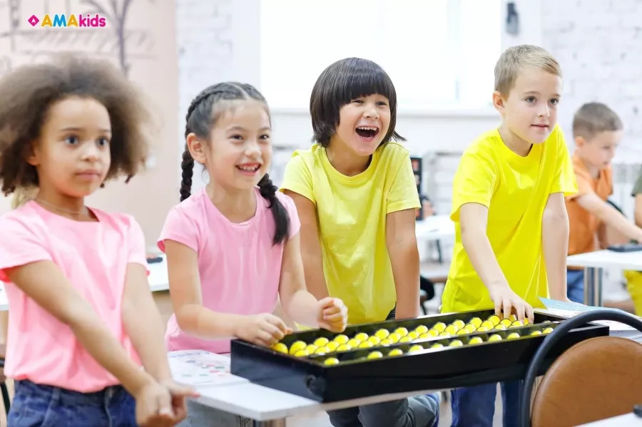 АКАДЕМИЯ AMAKIDS в Анапе: Дети 5+, Допобразование, Развивашки,