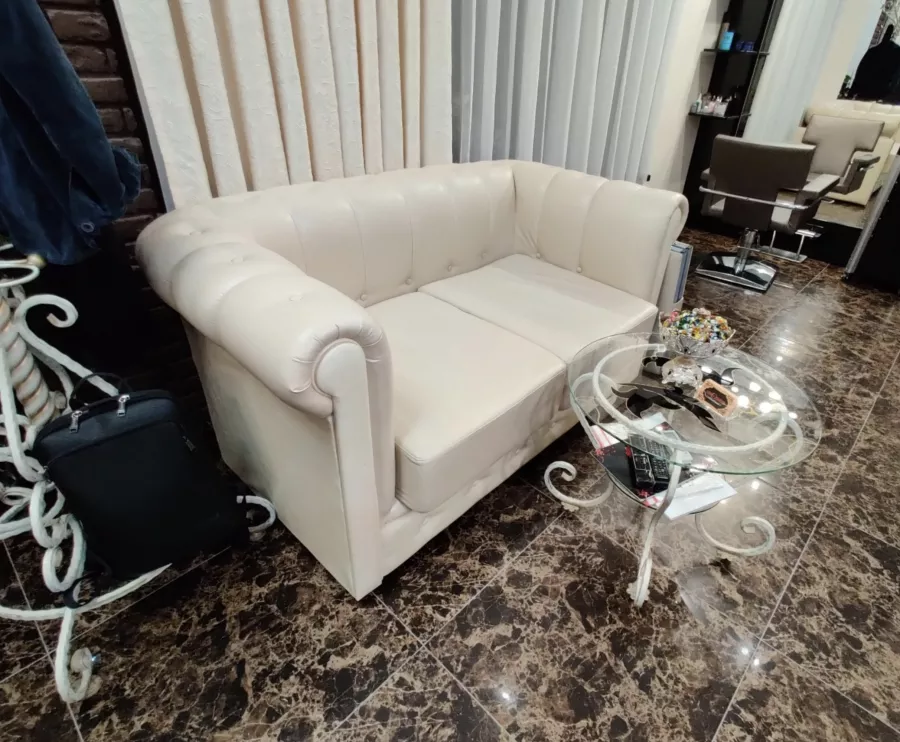 Салон красоты Chic & Charme в Анапе: Ногти, Брови, Волосы,