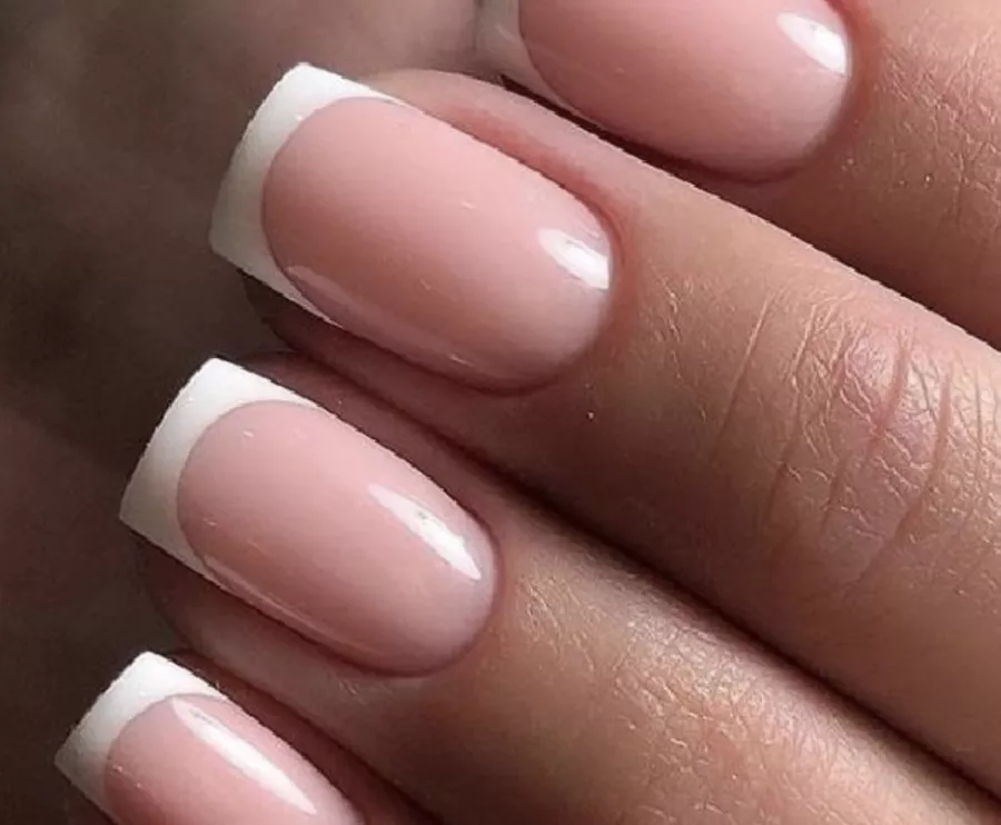 Салон красоты Chic & Charme в Анапе: Ногти, Брови, Волосы,