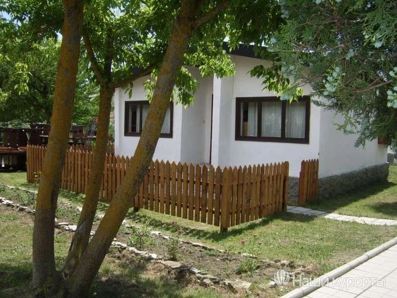 База отдыха Динамо в Анапе: База отдыха, Гостевой дом,