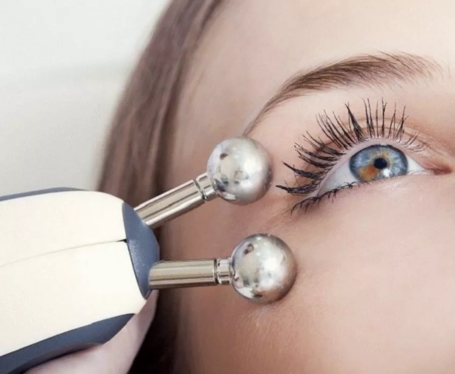 Салон красоты Элита в Анапе: Брови, Красота,