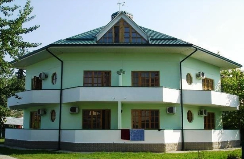 База отдыха Искра в Анапе: База отдыха, Гостевой дом,