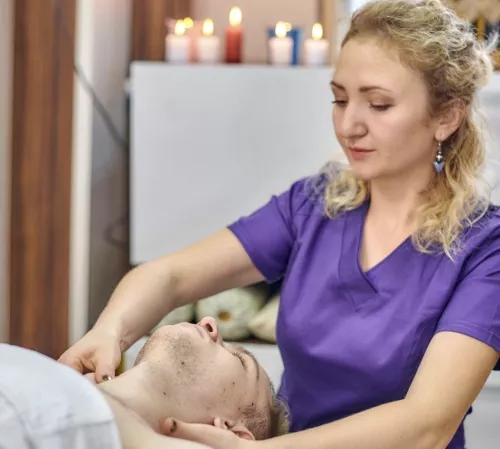 Студия массажа ЕК в Адлере