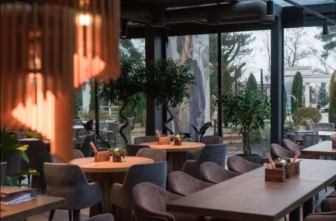 Бар-Ресторан "Джимми Чу"