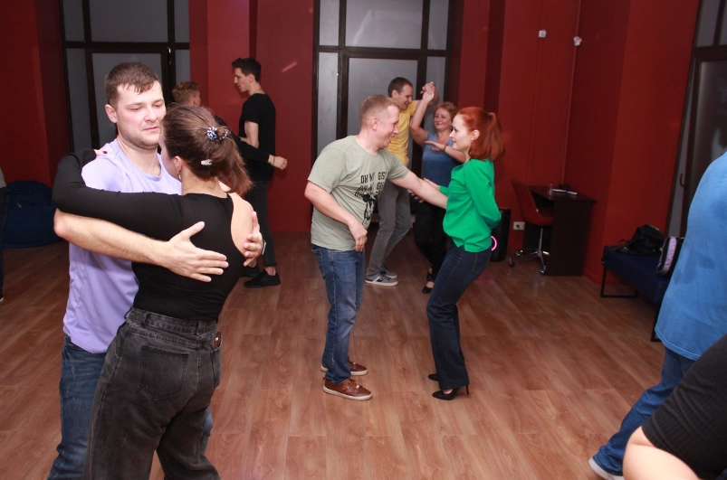 школа танцев La dance studio в Санкт-Петербурге: движение, Развиваться, Танцы,