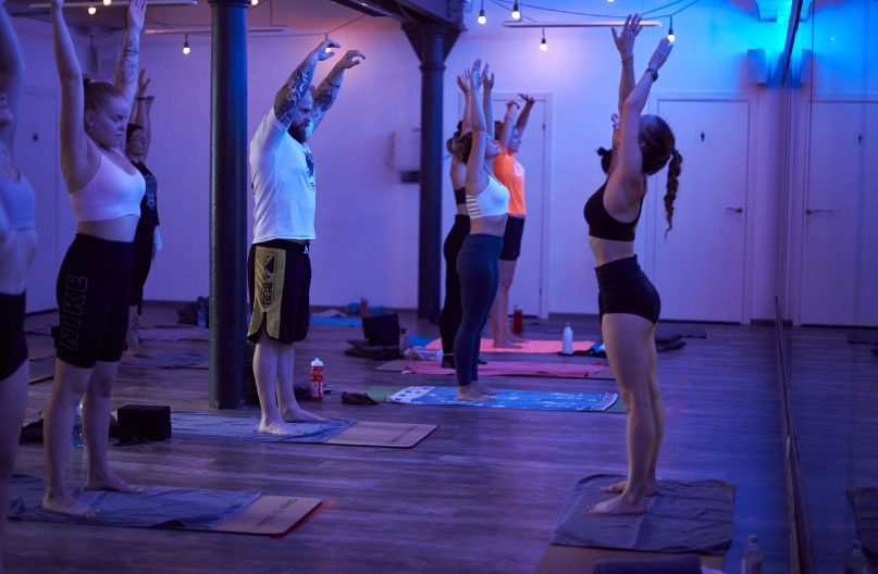 Студия йоги и горячей растяжки Hot Stretching studio в Санкт-Петербурге: растяжка, Йога, Фитнес, Развиваться,