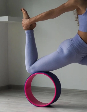Студия йоги и растяжки Yogiroom в Санкт-Петербурге: растяжка, Йога, Фитнес, Развиваться,
