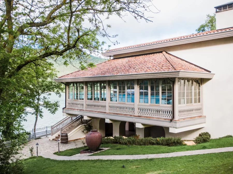 Ресторан ВИЛЛА РОЗ в Абрау-Дюрсо: Ресторан, Кавказская кухня, Покушать,