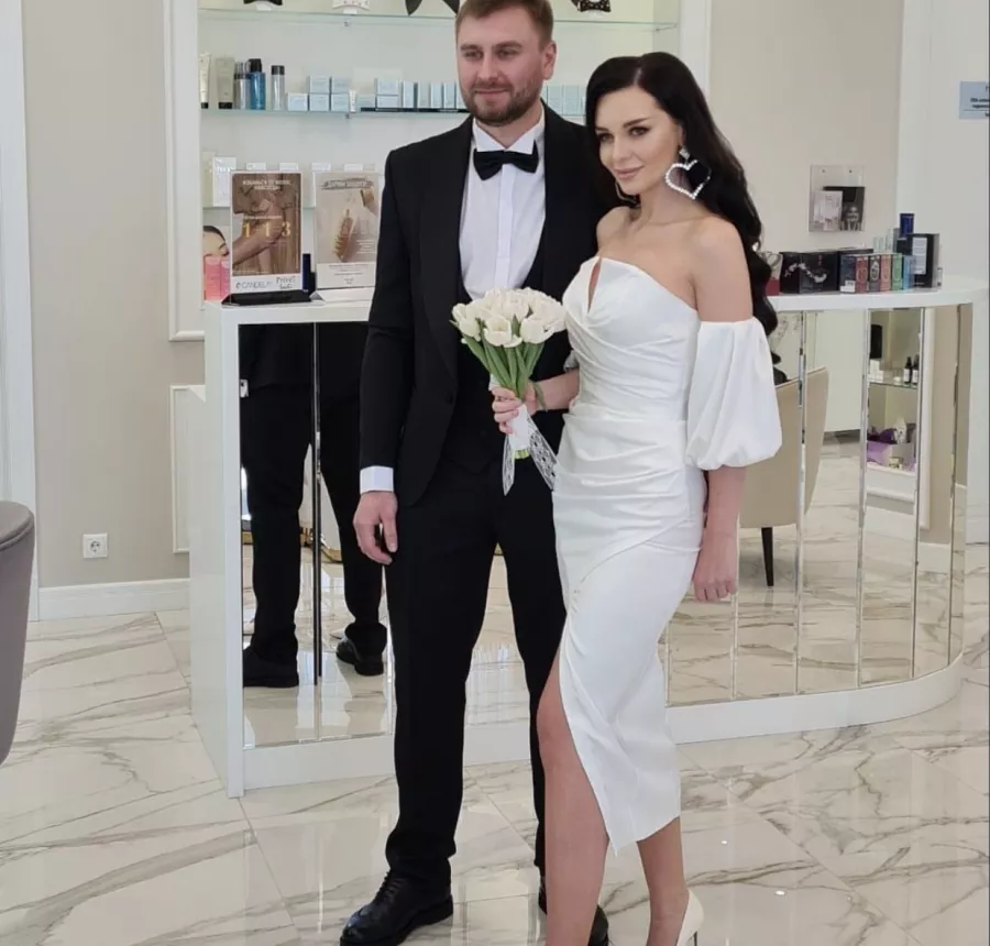 Prive7 Sochi салон красоты премиум класса в Сочи: стрижки, косметология, Маникюр, Педикюр, Массаж,