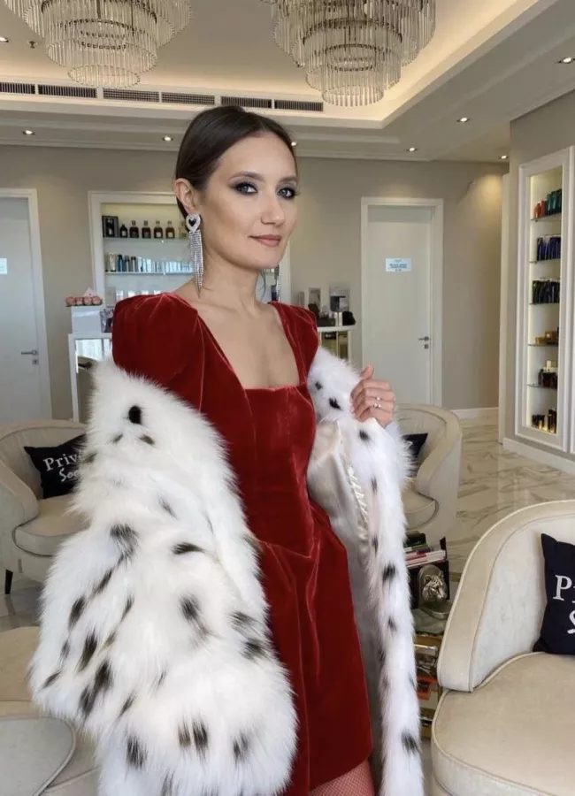 Prive7 Sochi салон красоты премиум класса в Сочи: стрижки, косметология, Маникюр, Педикюр, Массаж,