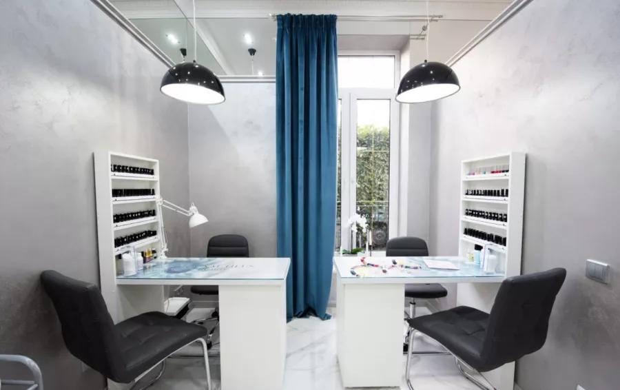 салон красоты Nautilus Wellness Beauty в Сочи: масссаж, стрижки, маикюр, Педикюр,