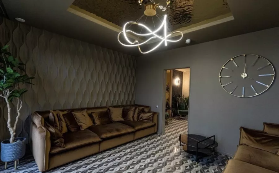 салон красоты Nautilus Wellness Beauty в Сочи: масссаж, стрижки, маикюр, Педикюр,