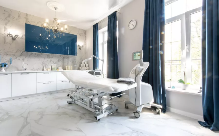 салон красоты Nautilus Wellness Beauty в Сочи: масссаж, стрижки, маикюр, Педикюр,