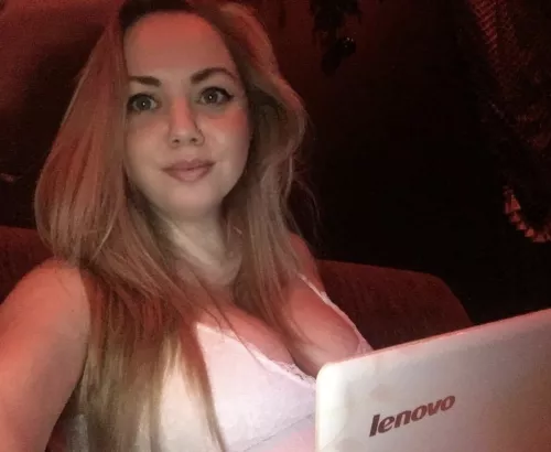 Студия красоты и обучения мастеров Сфера  в  Сочи