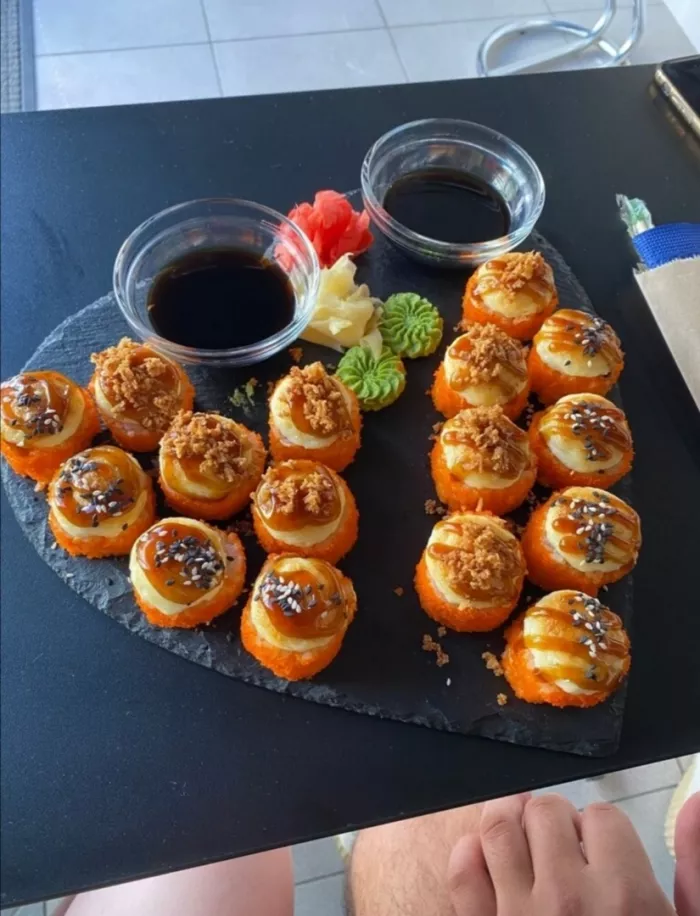 Суши-бар "Roll Shark"