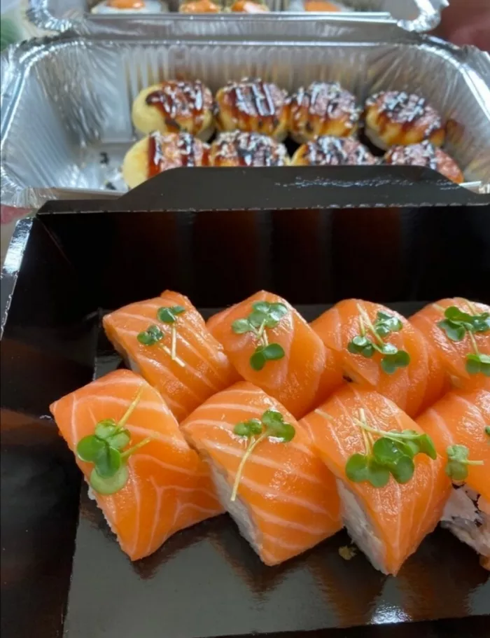 Суши-бар "Roll Shark"