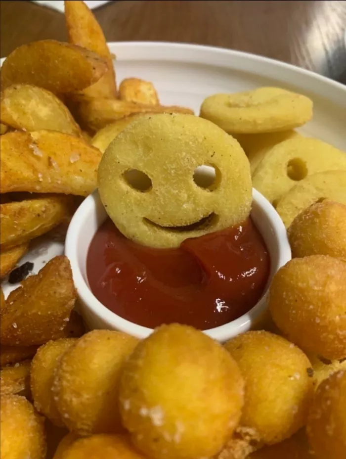 Пиццерия "Crazy Brothers"