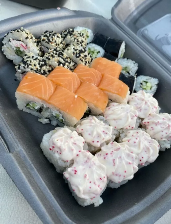 Суши-бар Суши Мастер в Геленджике: Суши, Роллы, Вкусная Еда, Чилим, Кейтеринг, Японская кухня,