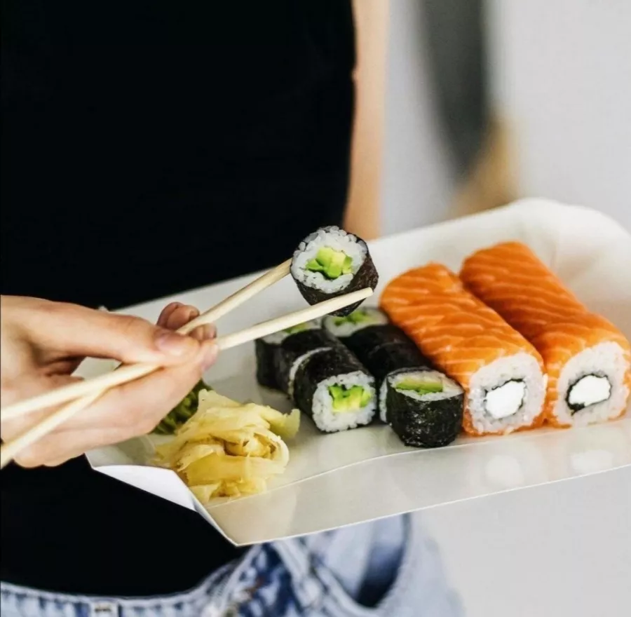 Суши-бар Суши Мастер в Геленджике: Суши, Роллы, Вкусная Еда, Чилим, Кейтеринг, Японская кухня,