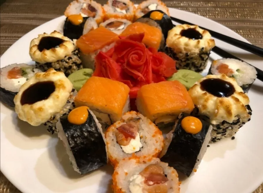 Суши-бар Суши Мастер в Геленджике: Суши, Роллы, Вкусная Еда, Чилим, Кейтеринг, Японская кухня,
