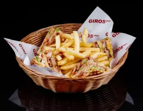 Кафе "Giros Odissea"