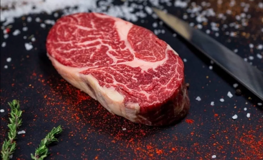 Мясная лавка Steak Store в Геленджике: Мясо, Колбасы, Вкусная Еда, Чилим, Кейтеринг,