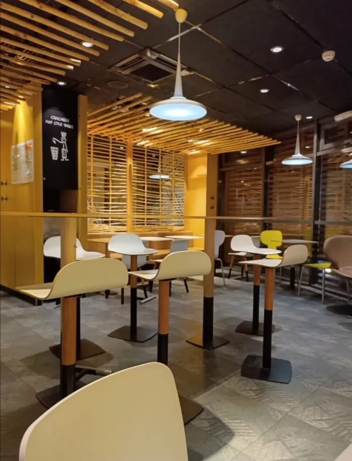 Бургерная "Вкусно - и точка"