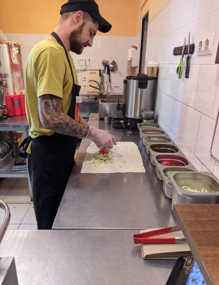 Шаурмечная "Мощная Шаурма"