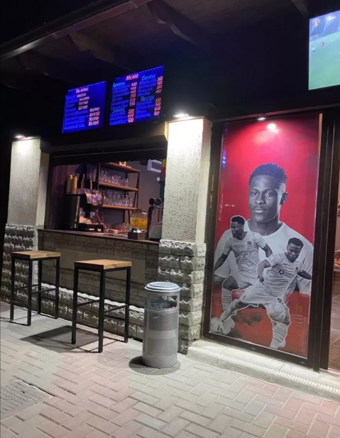 Паб "Champions sports bar"