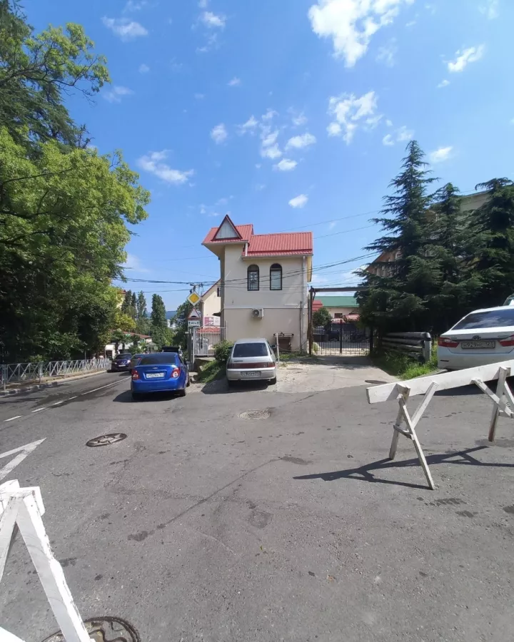 Салон красоты Ирина в Сочи: Стрижки, Маникюр, Педикюр, Массаж,
