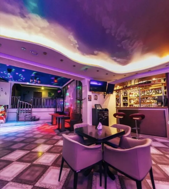 Караоке-клуб "Оазис"