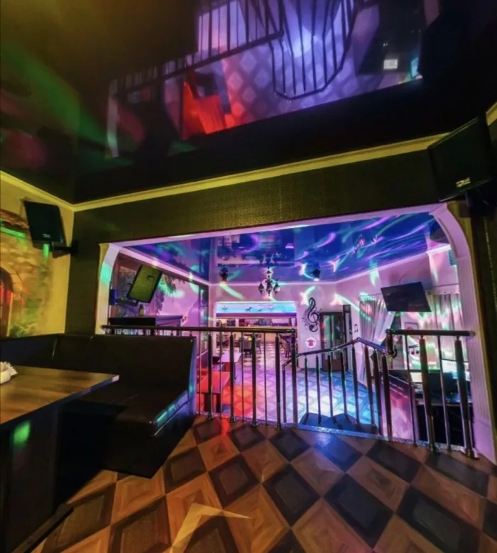 Караоке-клуб "Оазис"