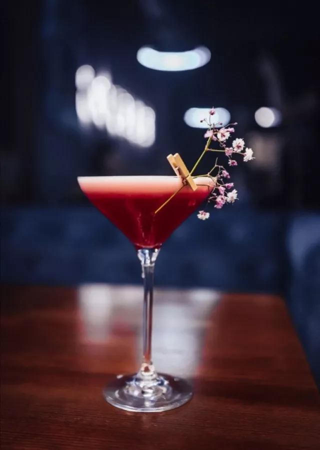 Кальян-бар Мята Lounge в Геленджике: Вкусная Еда, Чилим, Спортивные Трансляции, Танцпол, DJ, Настольные игры, Ночной клуб,