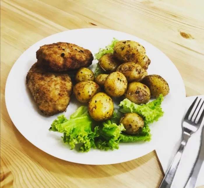 Столовая "Домашняя Еда"