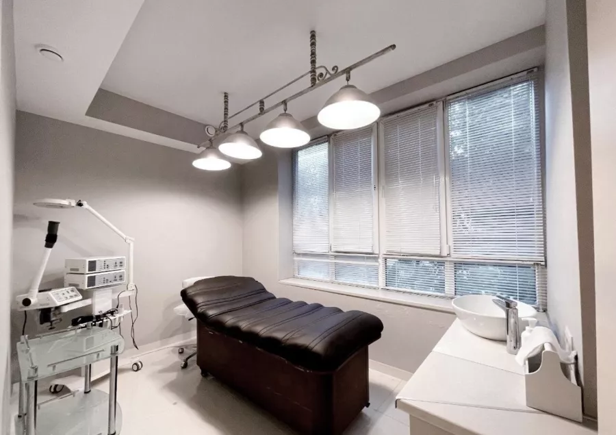 Салон красоты Gl beauty studio в Сочи: Массаж, Стрижки, Маникюр, Косметология, Педикюр,