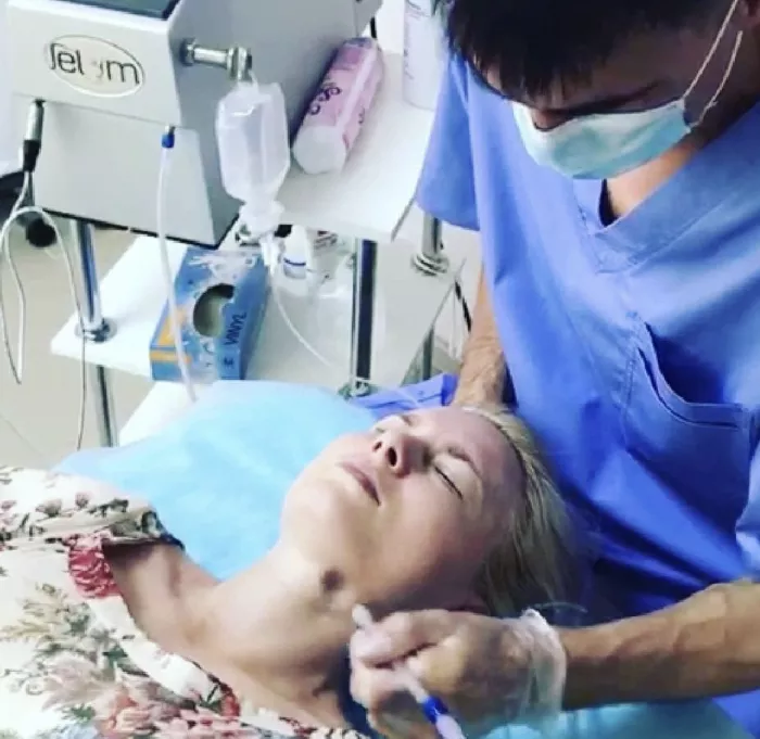  Услуги косметолога"Alonzo skin"