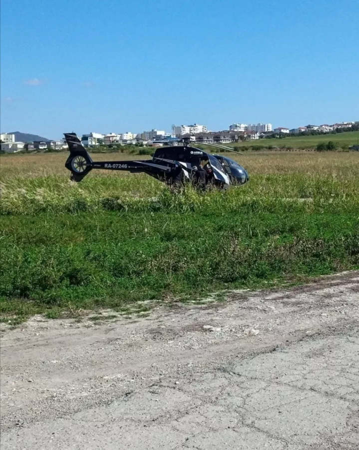 Вертолётная площадка в Геленджике: На свежем воздухе, Вертолёт, Аэроклуб,